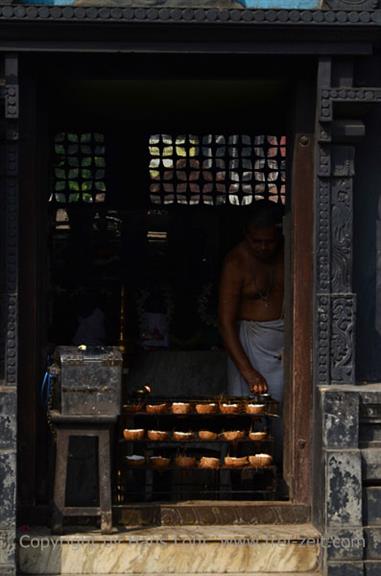 Sri-Padmanabhaswamy Temple, Trivandrum,_DSC_9323_H600